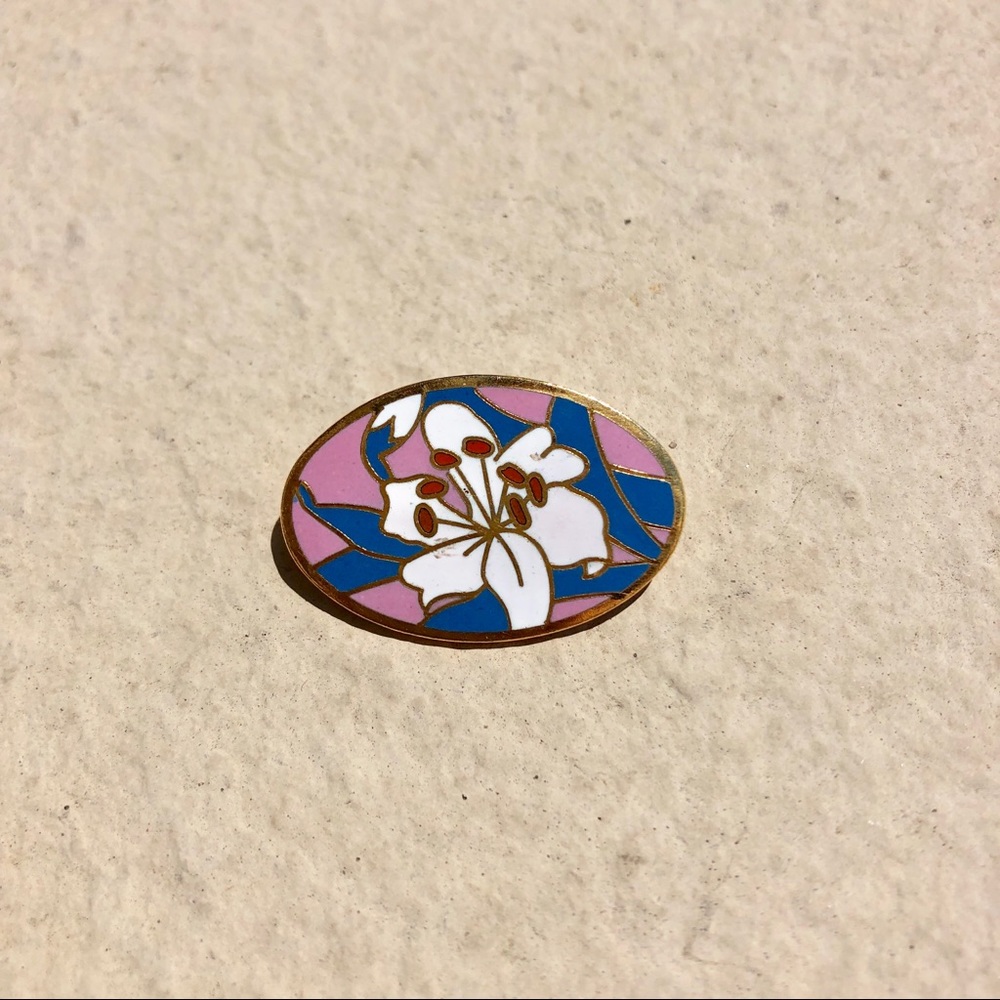 Vintage Flower Pin